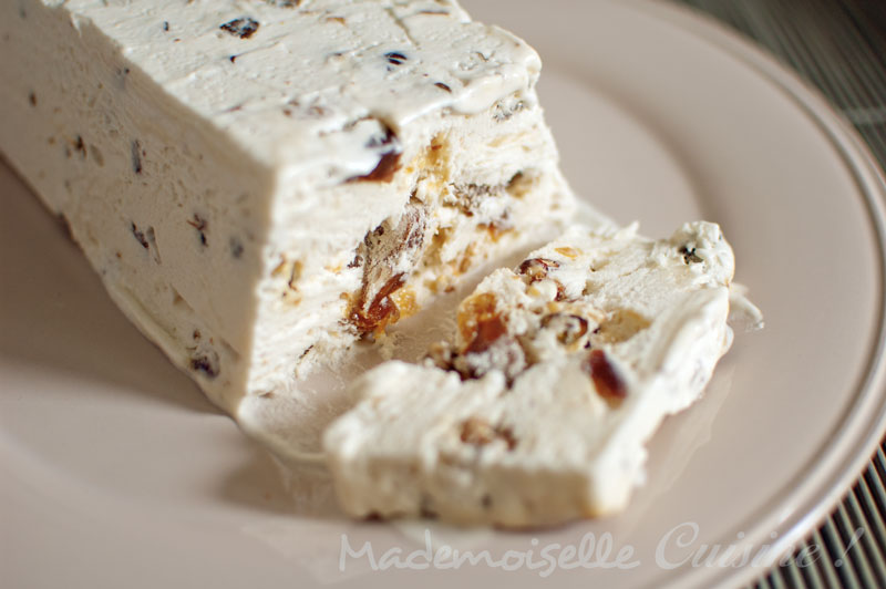 Nougat tendre à la coupe amandes caramel