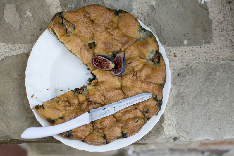 gâteau moelleux aux figues fraîches