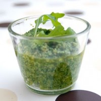 Pesto de Roquette (avec TurboTup Tupperware ou sans)