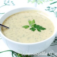 Soupe parmentier : pommes de terre et herbes