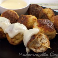 Boulettes de poulet au chorizo, sauce au fromage de brebis